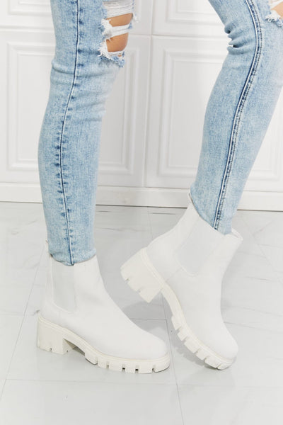 MMShoes Work For It Matte Lug Sole Chelsea Boots in White White / 6