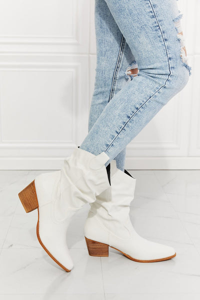 Better in Texas: White Scrunch Cowboy Boots by MMShoes - Step Into Western Elegance with Every Stride 🤠 - mississippihippieco Better in Texas: White Scrunch Cowboy Boots by MMShoes - Step Into Western Elegance with Every Stride 🤠