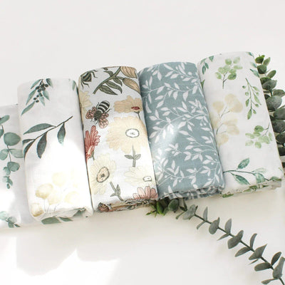 Organic Bamboo-Cotton Muslin Swaddle Blanket with Elegant Print Hedgehog / 120x120cm